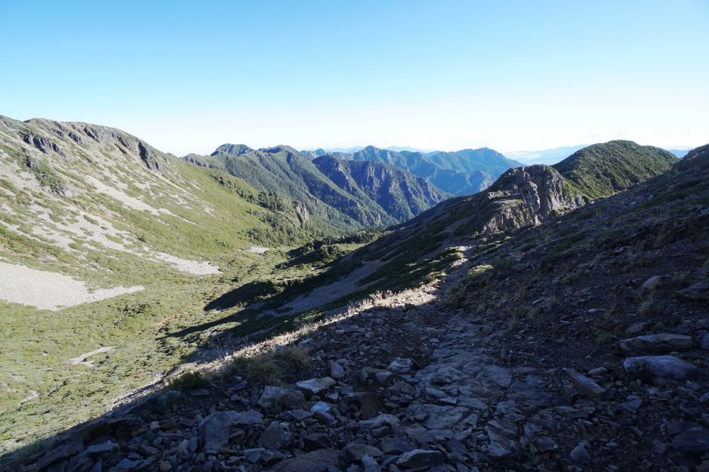 雪山主東峰|新手入門百岳登山路線秘境攻略 - 第30張圖 雪山主東峰|新手入門百岳登山路線秘境攻略