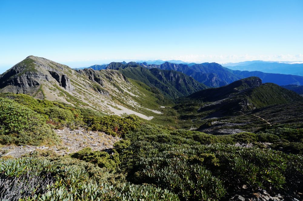 雪山主東峰適合第一次百岳嗎？新手該怎麼選行程與準備方向